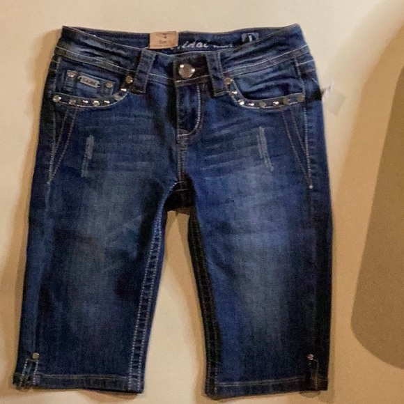 NWT LA Idol Bermuda denim Embellished cross shorts sz. 1 - Picture 6 of 7